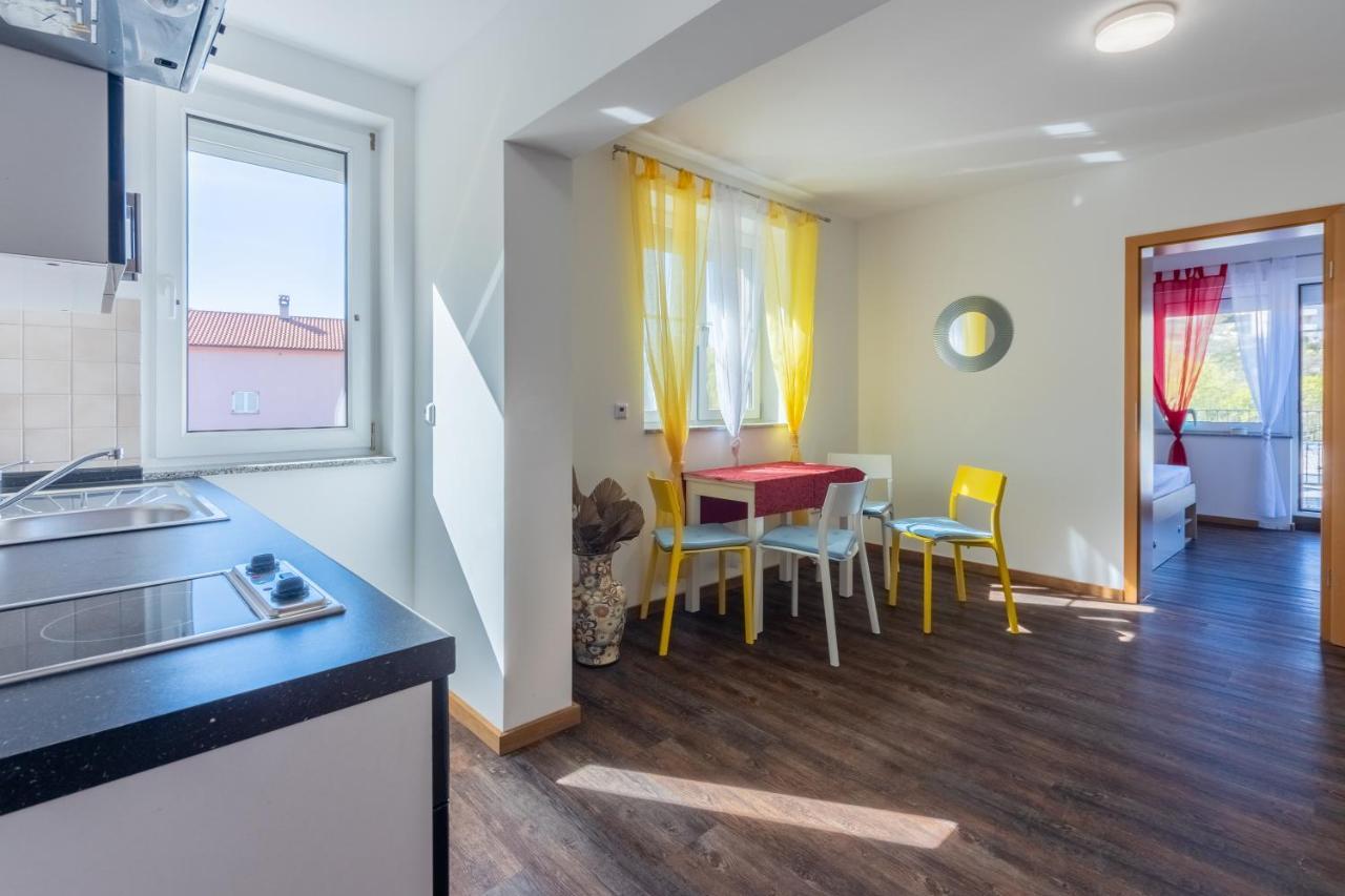 Rimac Apartment And Rooms Novi Vinodolski Exterior foto